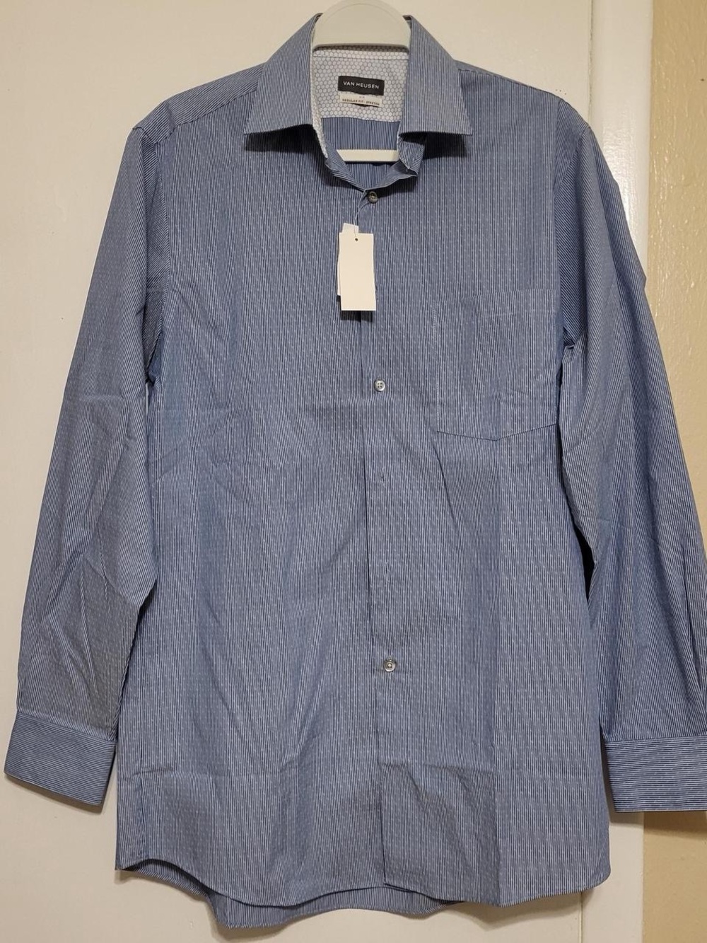 Van Heusen Men's Light Blue Micro-Pattern Dress Shirt